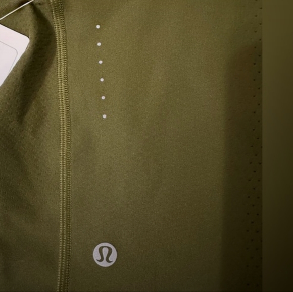 NWT Lululemon Zoned In Tank Top - Size 6 - Picture 4 of 7